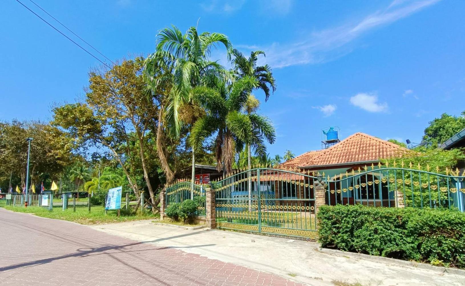 Forever House Ko Mook Bagian luar foto