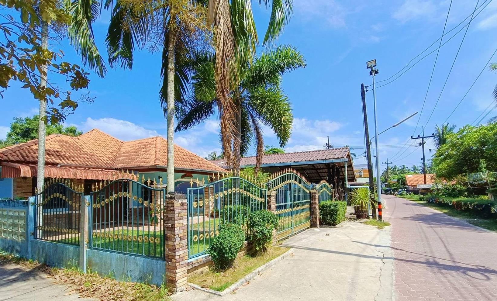 Forever House Ko Mook Bagian luar foto